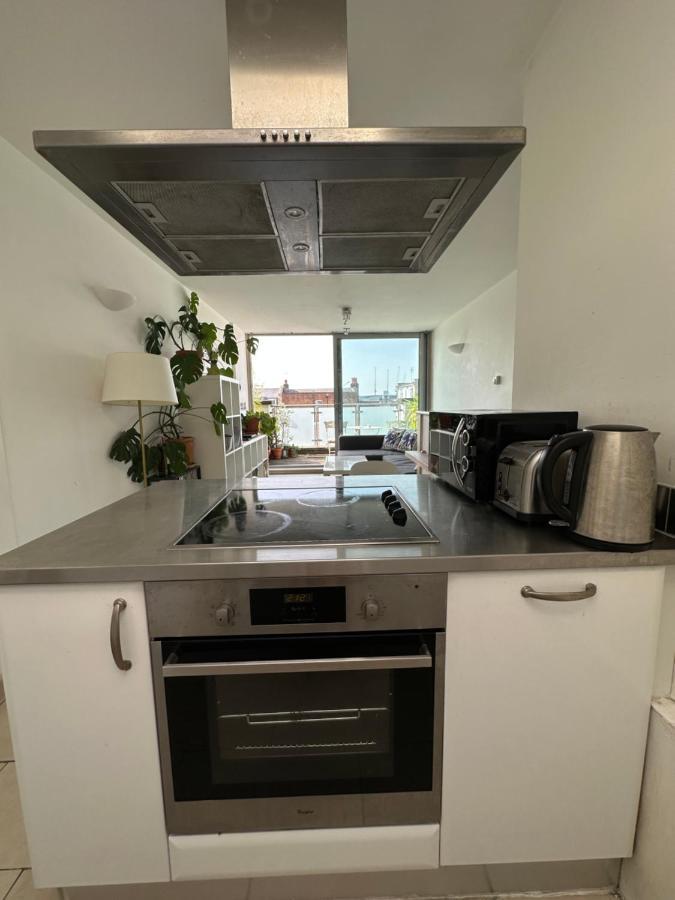 Bright And Airy Islington Apartment ลอนดอน ภายนอก รูปภาพ
