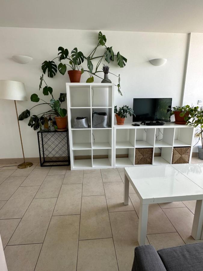 Bright And Airy Islington Apartment ลอนดอน ภายนอก รูปภาพ