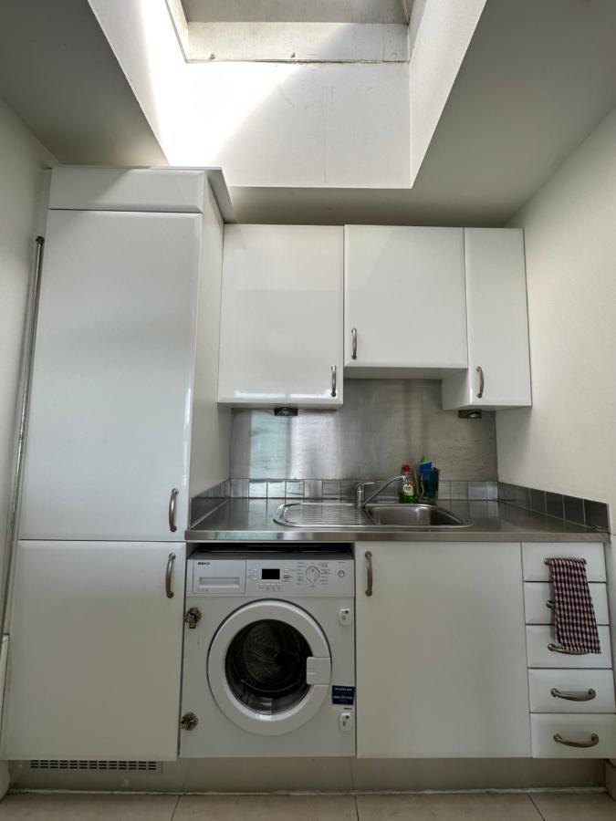 Bright And Airy Islington Apartment ลอนดอน ภายนอก รูปภาพ
